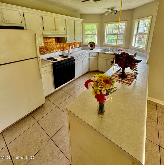 1208 Highway 334, Oxford, MS 38655 - photo 3