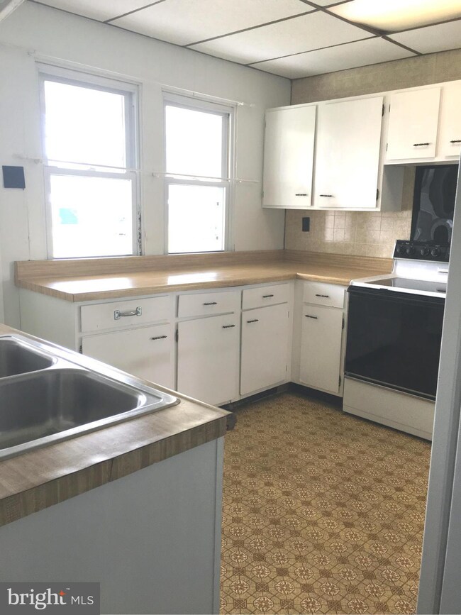 167 Carroll Ave, Keyser, WV 26726 - photo 7