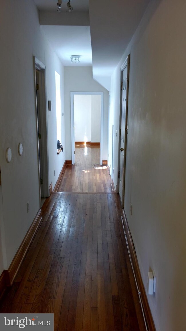 116 Clay St unit 2, Baltimore, MD 21201 - photo 7