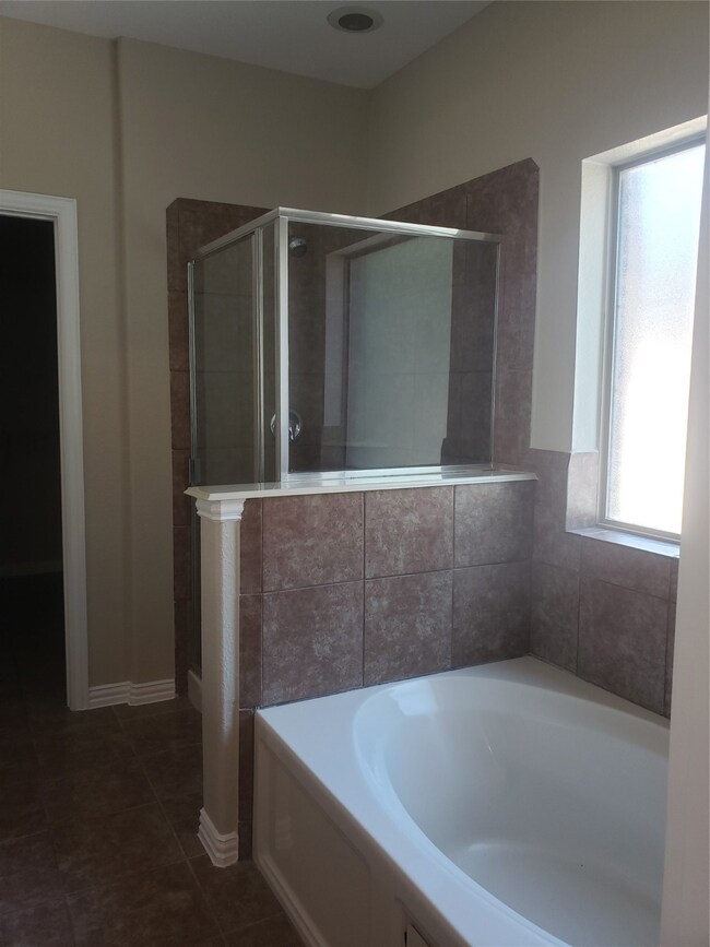 6210 Patridge Dr, Pearland, TX 77584 - photo 5