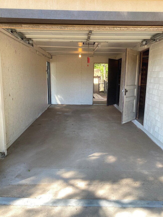 913 Devonwood Ave, Duncan, OK 73533 - photo 5