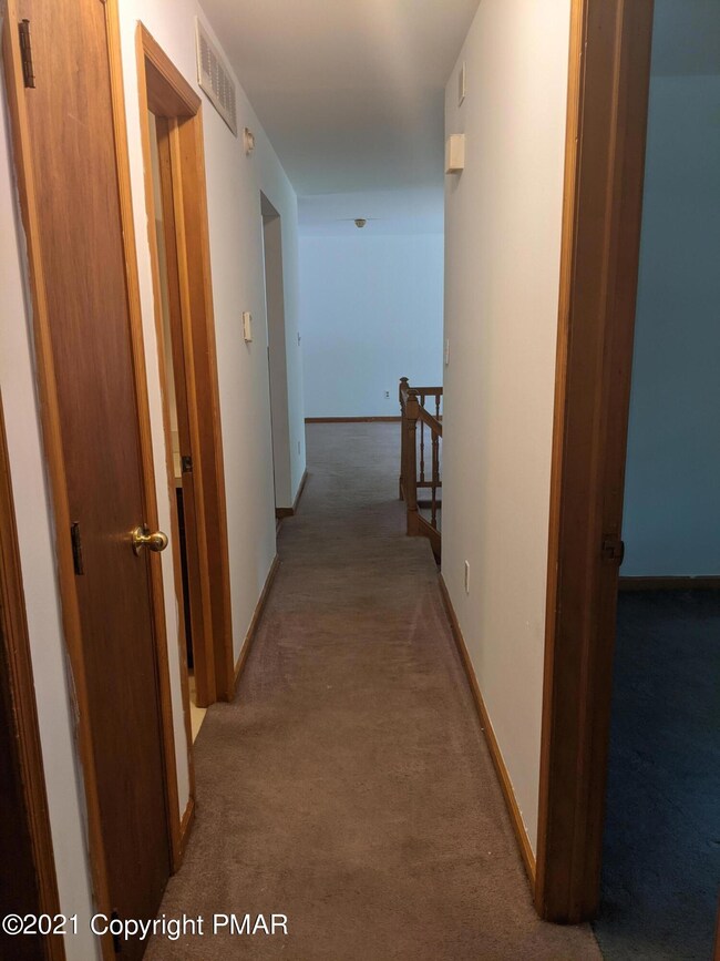 180 Shenkel Rd, Effort, PA 18330 - photo 7