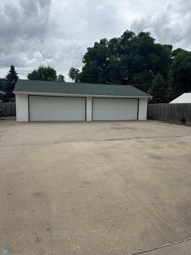 2126 5th Ave S, Fargo, ND 58103 - photo 4