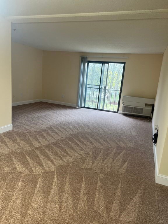 27 Village Rock Ln unit 20, Natick, MA 01760 - photo 5