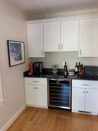 33 Pleasant St unit 33, Wellesley, MA 02482 - photo 4