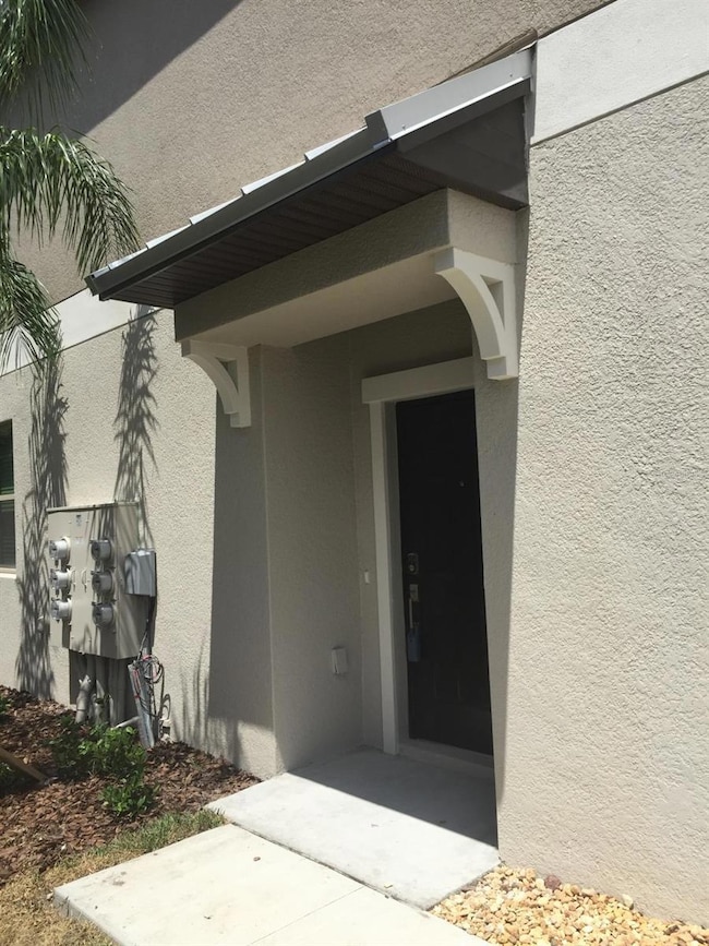 9618 Pembrooke Pines Dr, Sun City Center, FL 33573 - photo 2