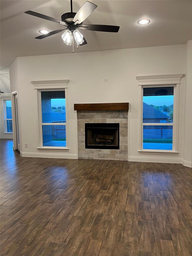 121 Buckeye Dr, Weatherford, TX 76086 - photo 5