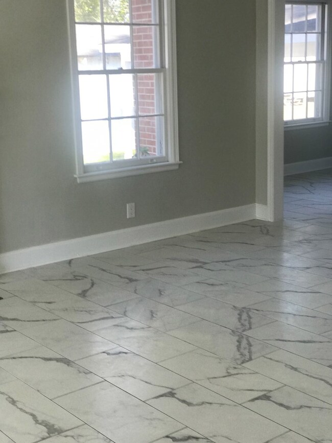 610 College Ave S, Douglas, GA 31533 - photo 7