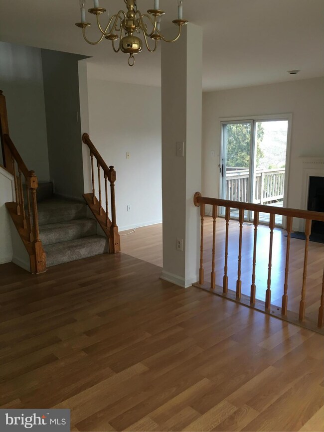 20001 Apperson Place, Germantown, MD 20876 - photo 7