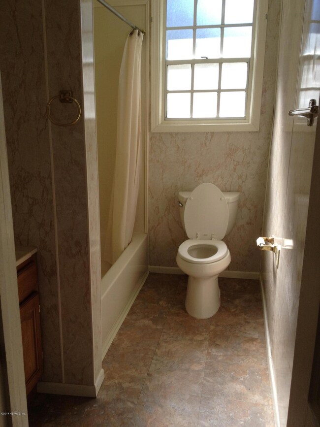 5071 Kingsbury St, Jacksonville, FL 32205 - photo 7