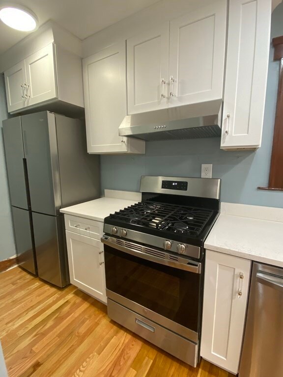 49 Falmouth Rd unit 1, West Newton, MA 02465 - photo 6