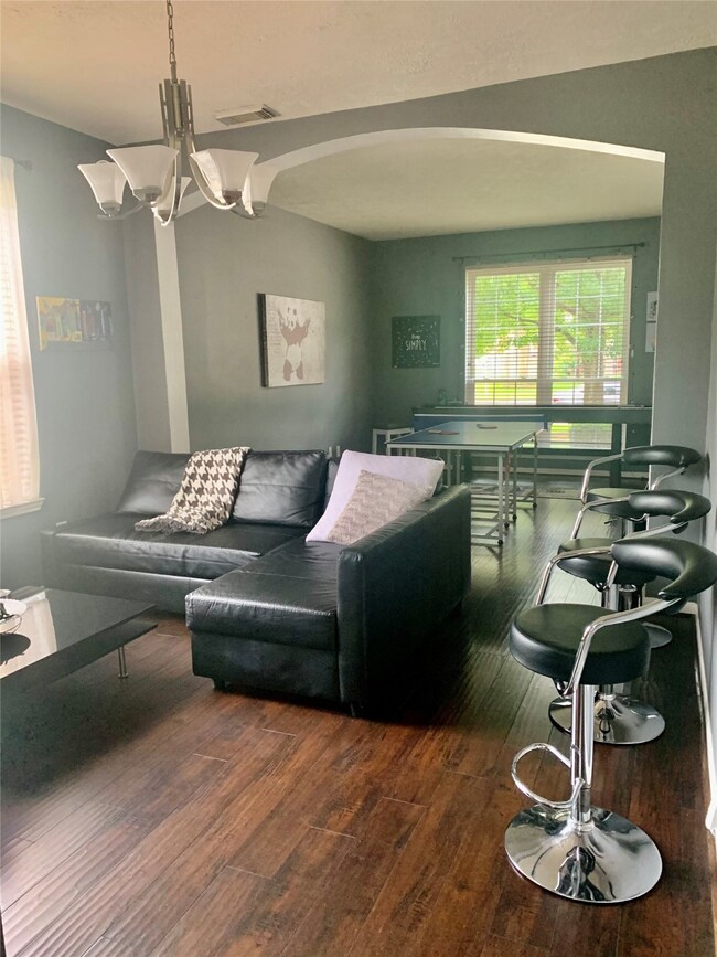 8211 Fairgrove Park Ct, Houston, TX 77095 - photo 3