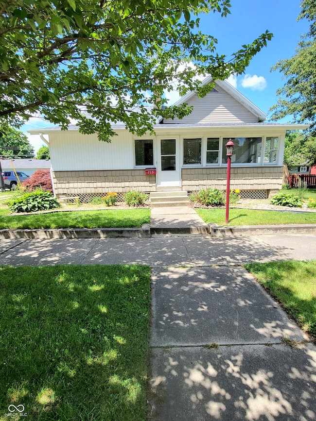 715 5th St, Covington, IN 47932 - photo 2