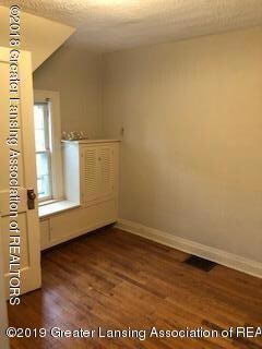1212 Walsh St, Lansing, MI 48912 - photo 7