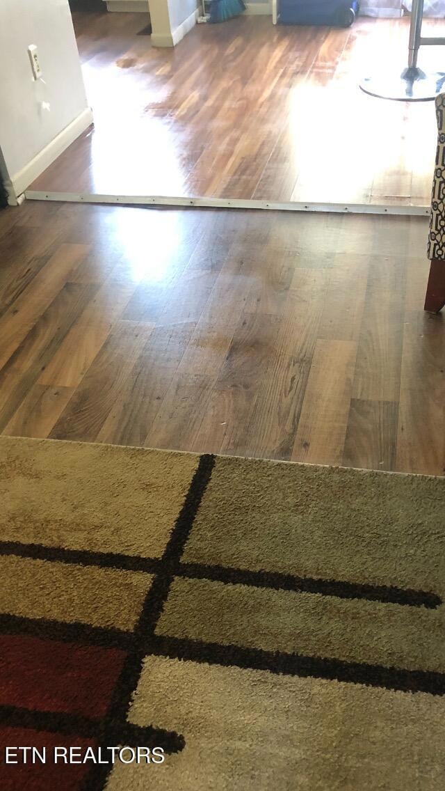 140 Wellington Dr, Middlesboro, KY 40965 - photo 4