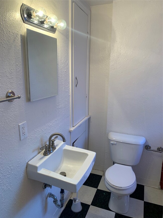 3707 Mulberry St unit 3, Houston, TX 77006 - photo 6