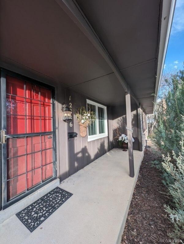 12886 Steele Ct, Thornton, CO 80241 - photo 2