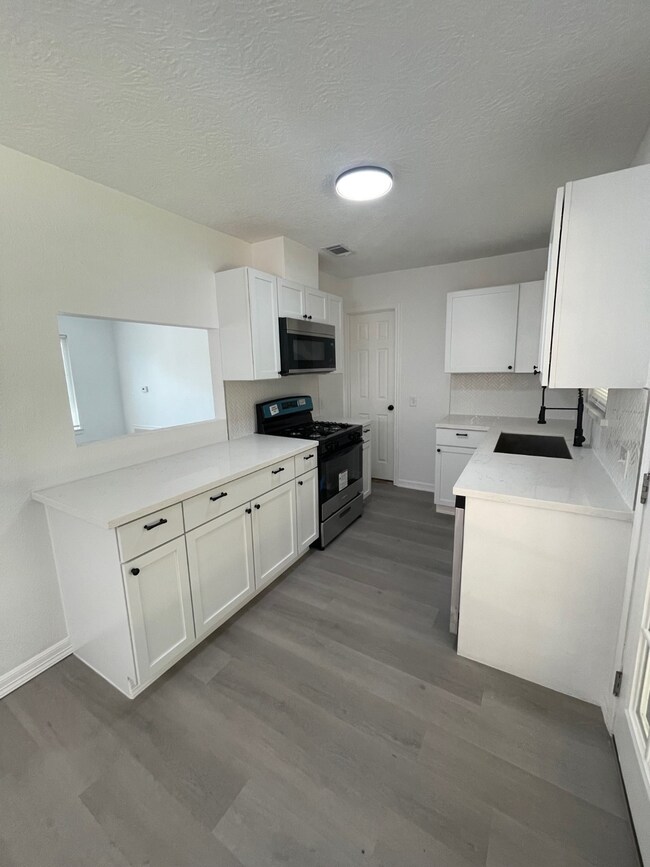 13351 Orleans St, Houston, TX 77015 - photo 3