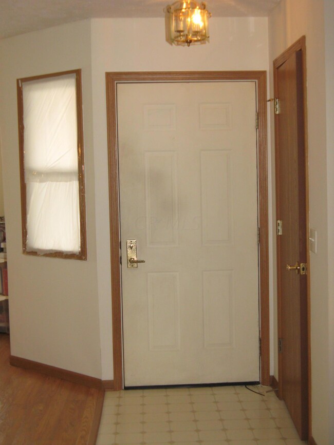 717 Millcrest Dr, Marysville, OH 43040 - photo 3