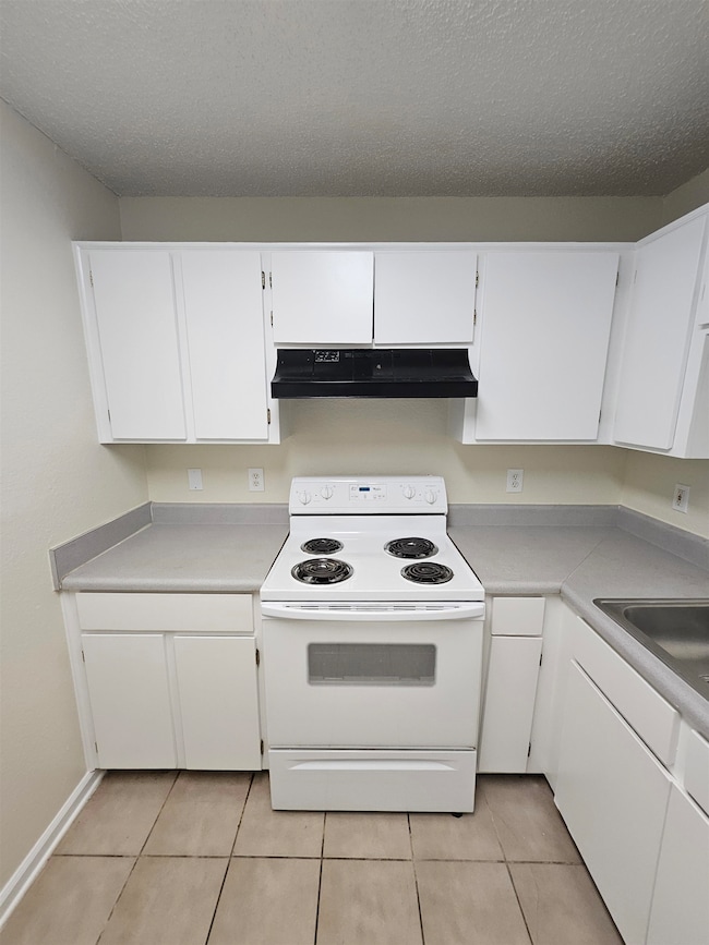 1100 Greentree Ct unit D, Tallahassee, FL 32304 - photo 7