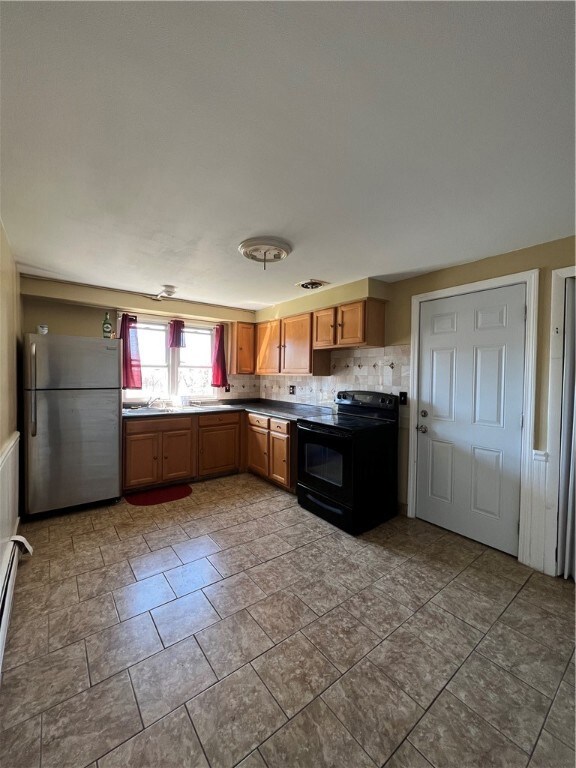 11 Woodbine St unit 3, Pawtucket, RI 02860 - photo 2
