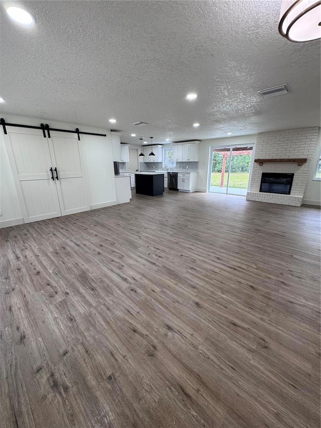 2933 Stearns Rd, Valrico, FL 33596 - photo 3