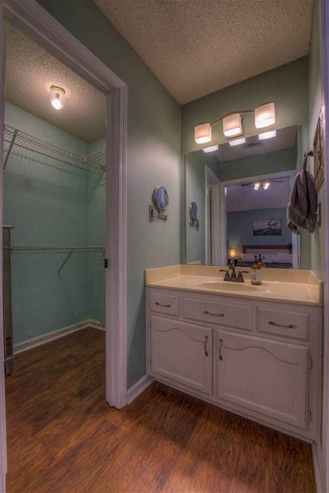 1215 Breezy Gate Dr, Cordova, TN 38018 - photo 6