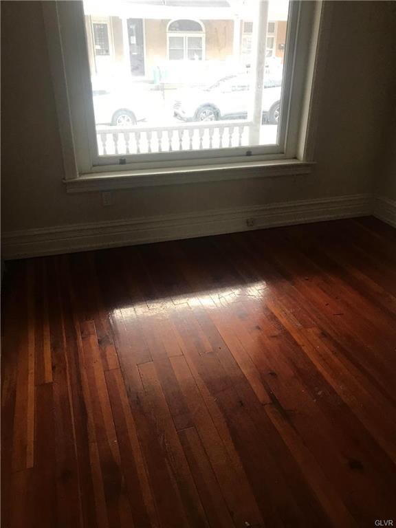 128 N Madison St unit 1, Allentown, PA 18102 - photo 2