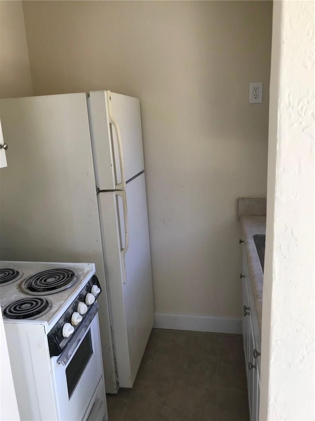 1709 Moffett St unit A, Hollywood, FL 33020 - photo 3