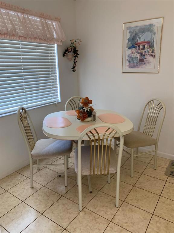 Kitchen table