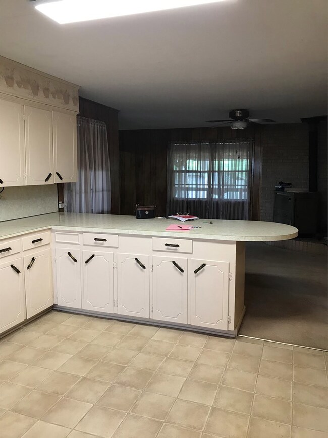 kitchen bar overlooking den