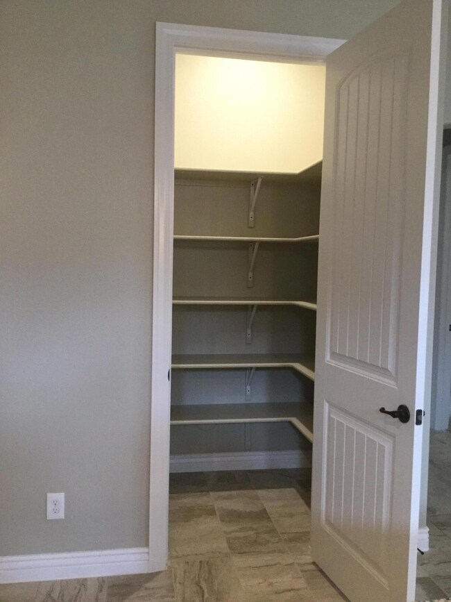 744 Bellingham, El Paso, TX 79928 - photo 7