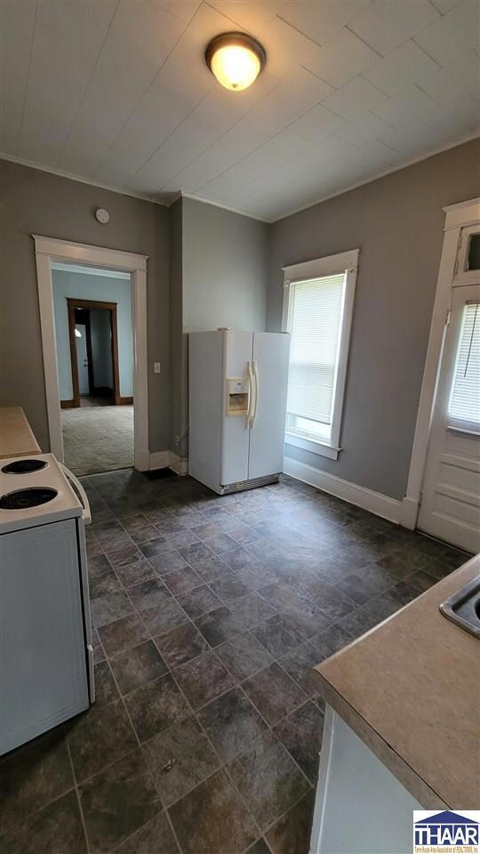 122 Gilbert Ave, Terre Haute, IN 47807 - photo 3