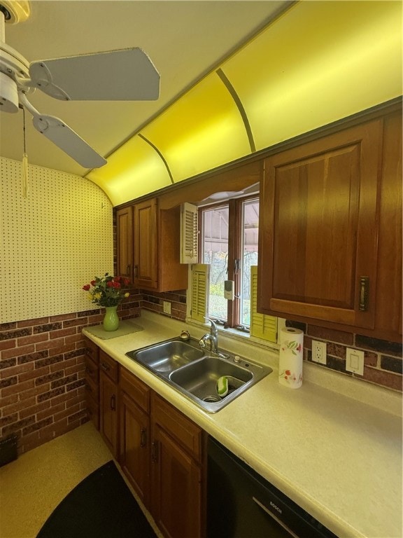 432 Violet Dr, New Kensington, PA 15068 - photo 7