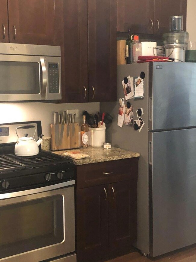 2245 W Shakespeare Ave unit 2F, Chicago, IL 60647 - photo 7