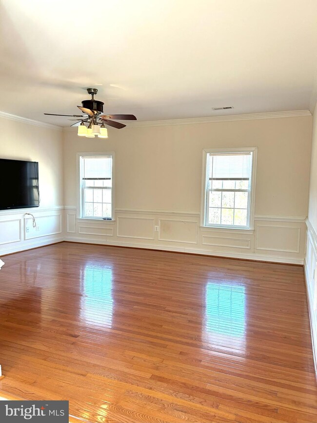 8777 Sandy Beach Ln, King George, VA 22485 - photo 4