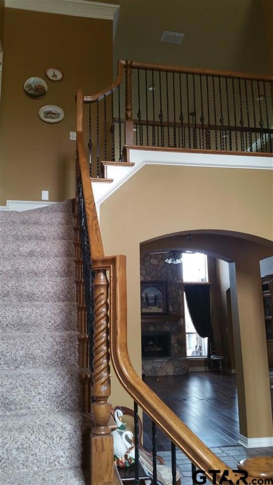 10944 Deer Creek Dr, Tyler, TX 75707 - photo 3