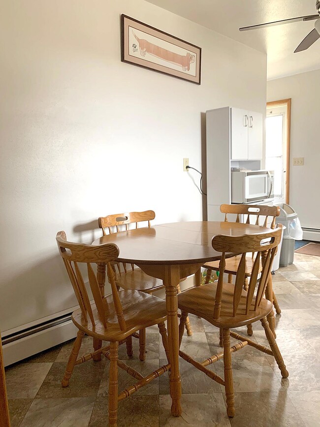 F_DiningSpace<|><|>