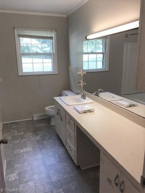 1111 Mackie Ave, Asheboro, NC 27205 - photo 6