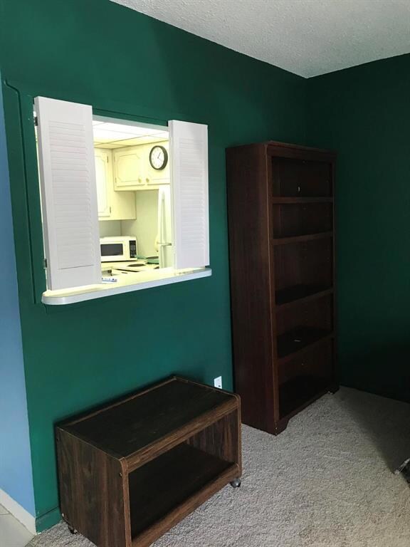 173 Camden H, West Palm Beach, FL 33417 - photo 2