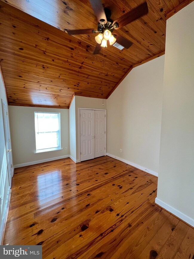 13529 Mount Victoria Rd, Newburg, MD 20664 - photo 3