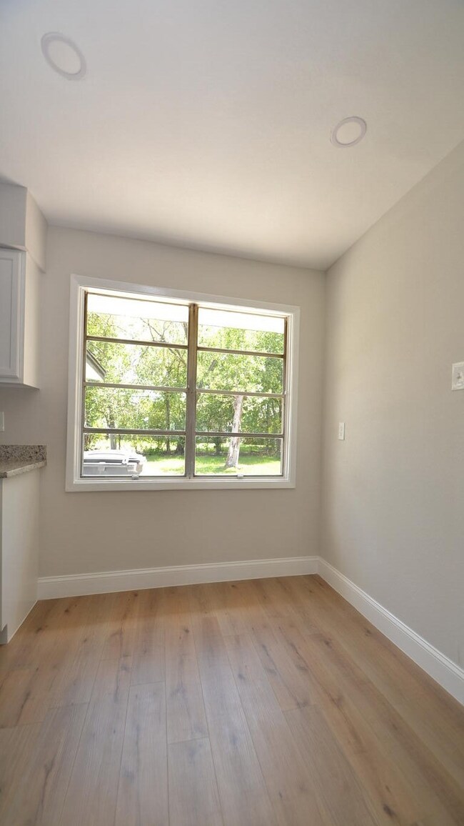 7230 Colton St, Houston, TX 77016 - photo 7