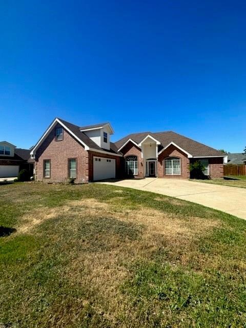 3326 White Oaks Dr, Abilene, TX 79606 - photo 2