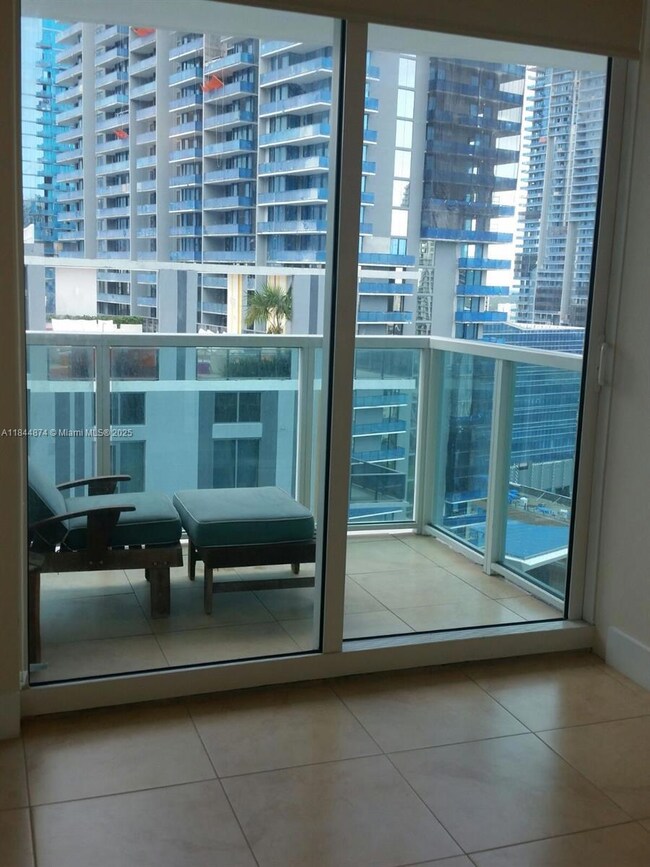 Brickell On The River unit 1510, Miami, FL 33131 - photo 7