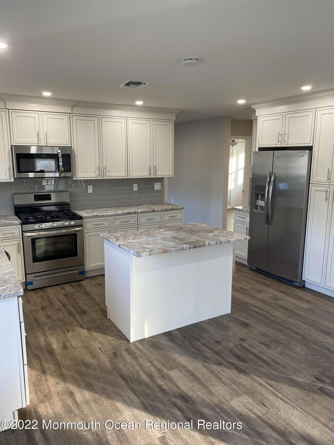 4E9F89E3-FE6C-4805-8A2B-83E7AB610D4C