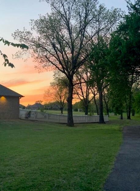 1605 Cedar Bend Ct, Shawnee, OK 74804 - photo 4