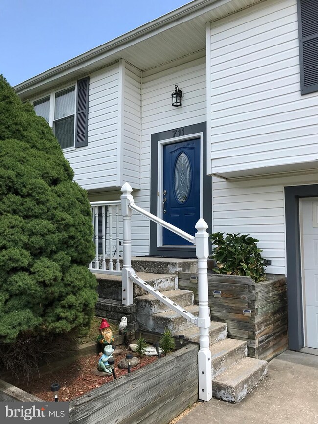 711 Clover Valley Ct, Edgewood, MD 21040 - photo 2