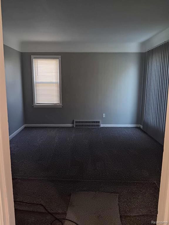 9250 Plainview Ave, Detroit, MI 48228 - photo 4