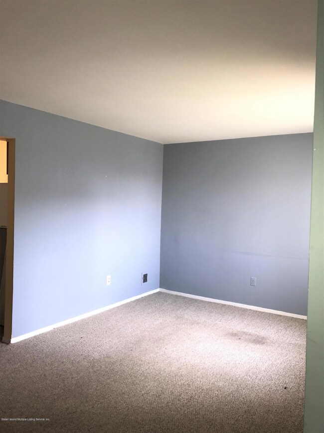 7A Revere Ln, Staten Island, NY 10306 - photo 4