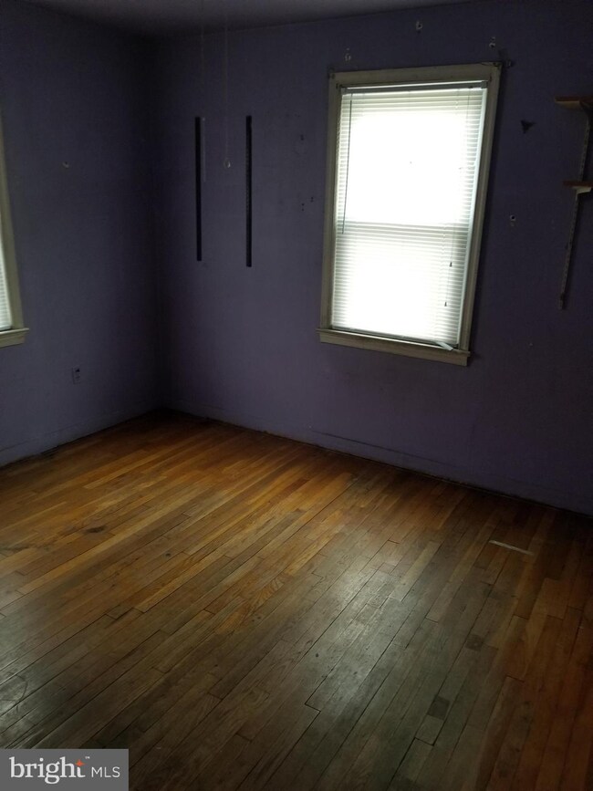 408 Zelma Ave, Capitol Heights, MD 20743 - photo 5